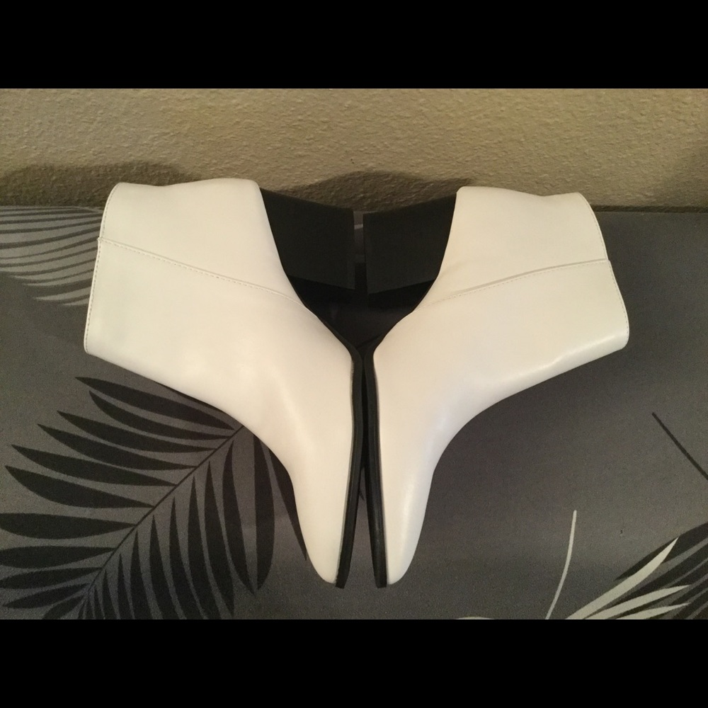 Booties - Picture 4 of 7